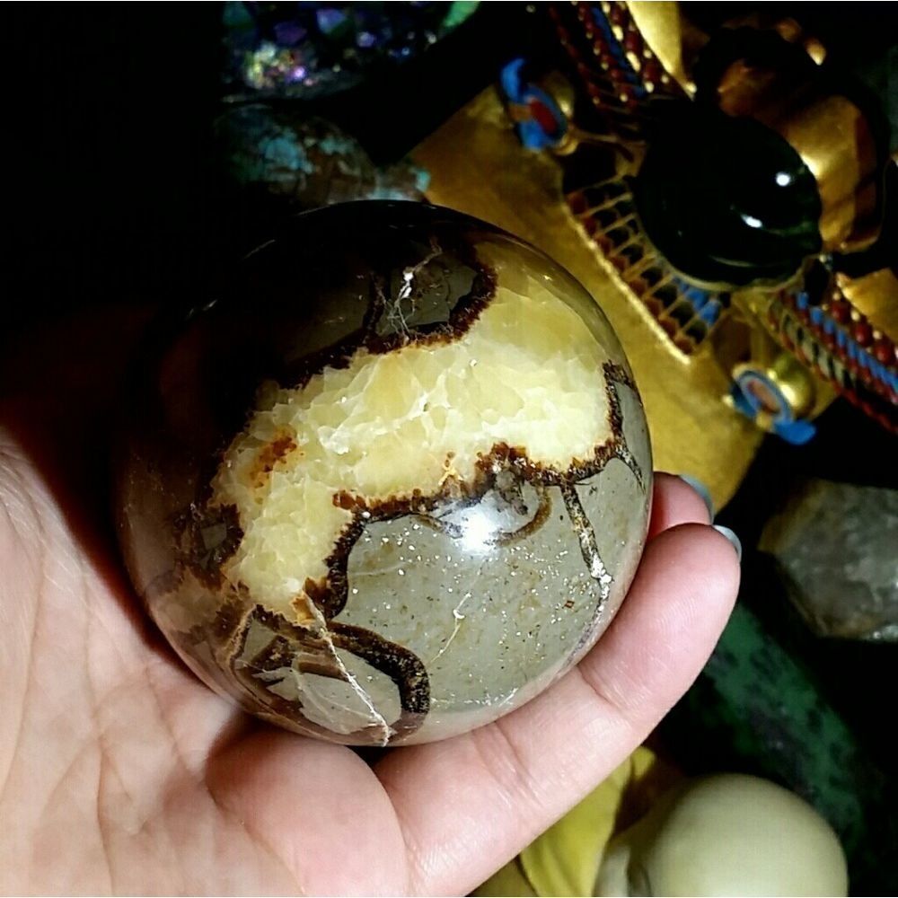 473.4g Septarian Egg #2 - Picture 7 of 8